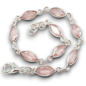 Гривна Розов Кварц със сребро маркиза