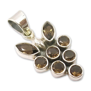 Медальон Опушен Кварц със Сребро грозд